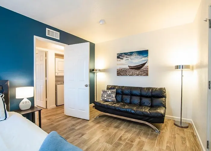 44b Modern 1bd 1ba Heated Pool * Casa Grande