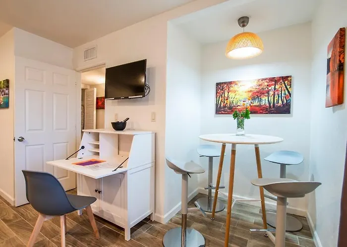 44b Modern 1bd 1ba Heated Pool * Casa Grande