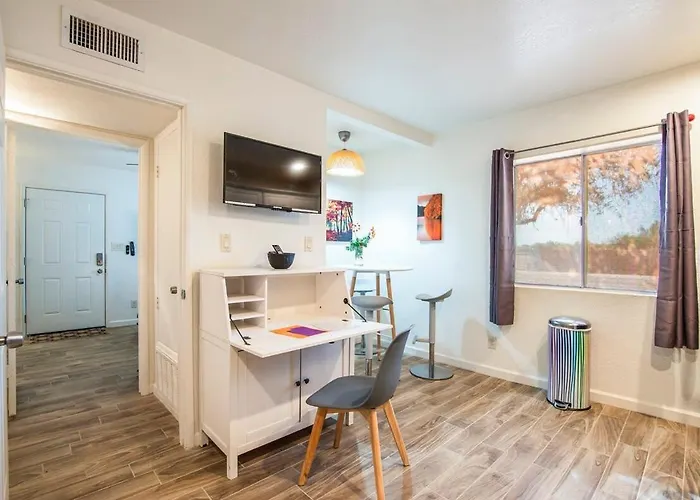 Holiday home 44b Modern 1bd 1ba Heated Pool Casa Grande