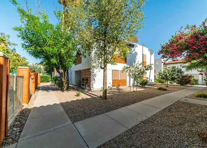 44b Modern 1bd 1ba Heated Pool * Casa Grande